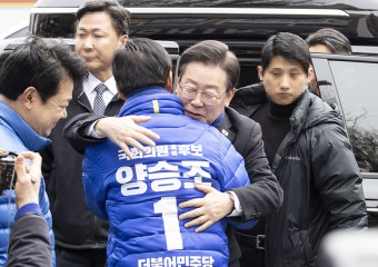 [포토] 홍성·예산 찾은 민주당 이재명 대표, "양승조 후보님 미안하고 감사합니다"